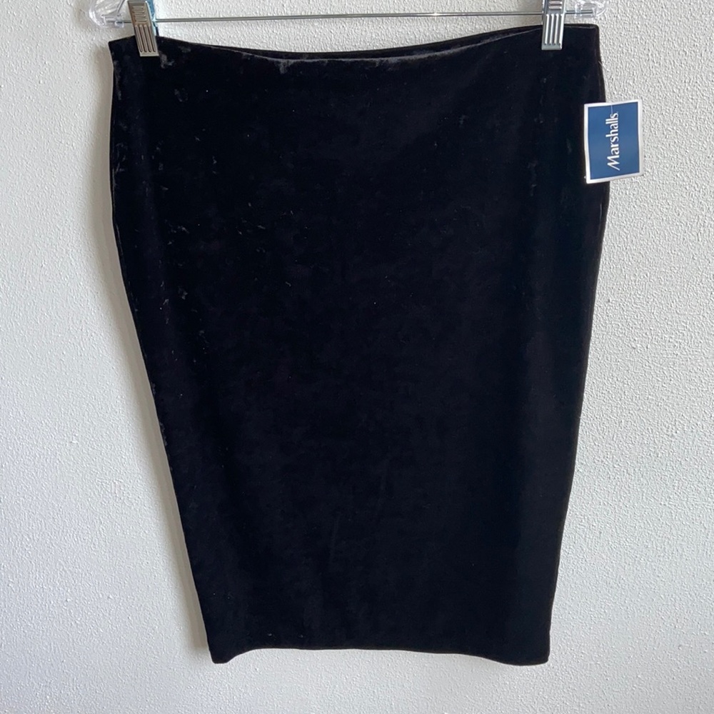 Vince Comuto Black Skirt